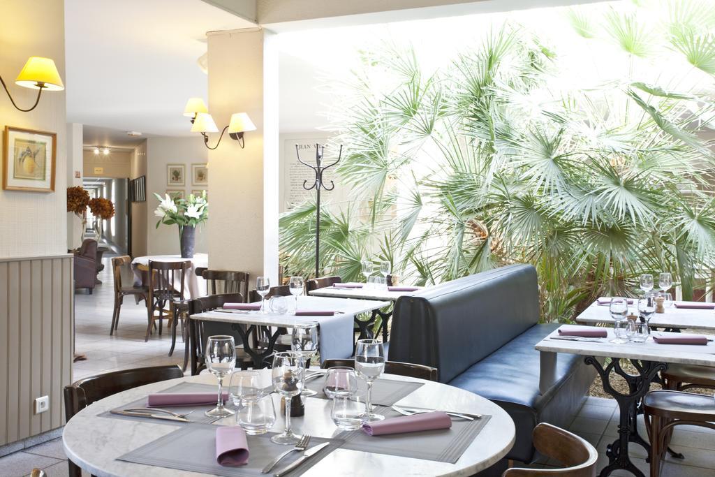 Golden Tulip Avignon Le Paradou Exterior photo