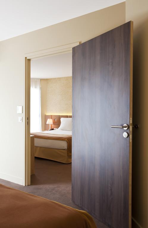 Golden Tulip Avignon Le Paradou Exterior photo